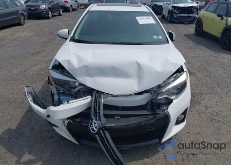 2015 Toyota Corolla S Premium z USA, uszkodzony, nr VIN 2T1BURHE2FC294985